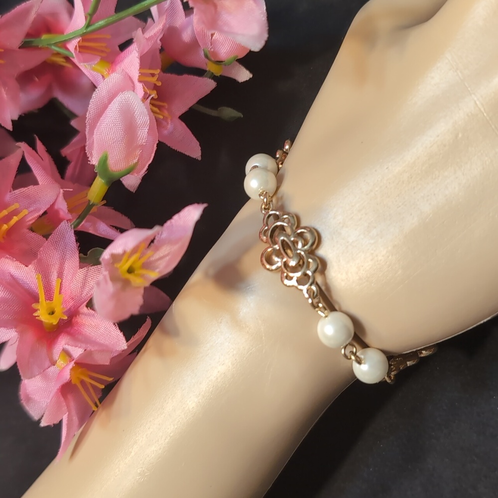 Charter Club Elegant Goldtone Filigree and Faux Pearl Bracelet NWT